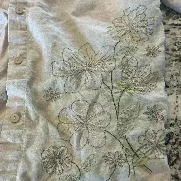 Women’s MEDIUM sag harbor 100% linen button up - Picture 2 of 7